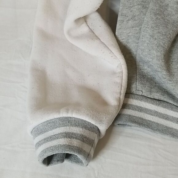 Dots Gray & White Varsity Full Front Zip Jacket Size XL - Picture 5 of 7